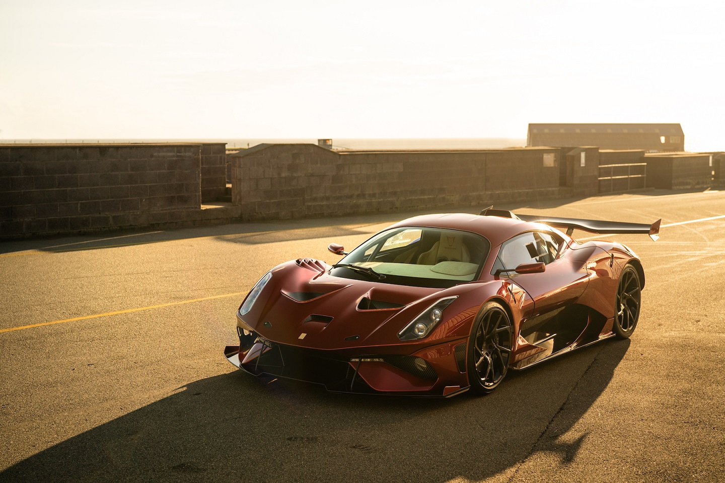 COPYRIGHT : NICK DUNGAN / JAKOB EBREY PHOTOGRAPHY