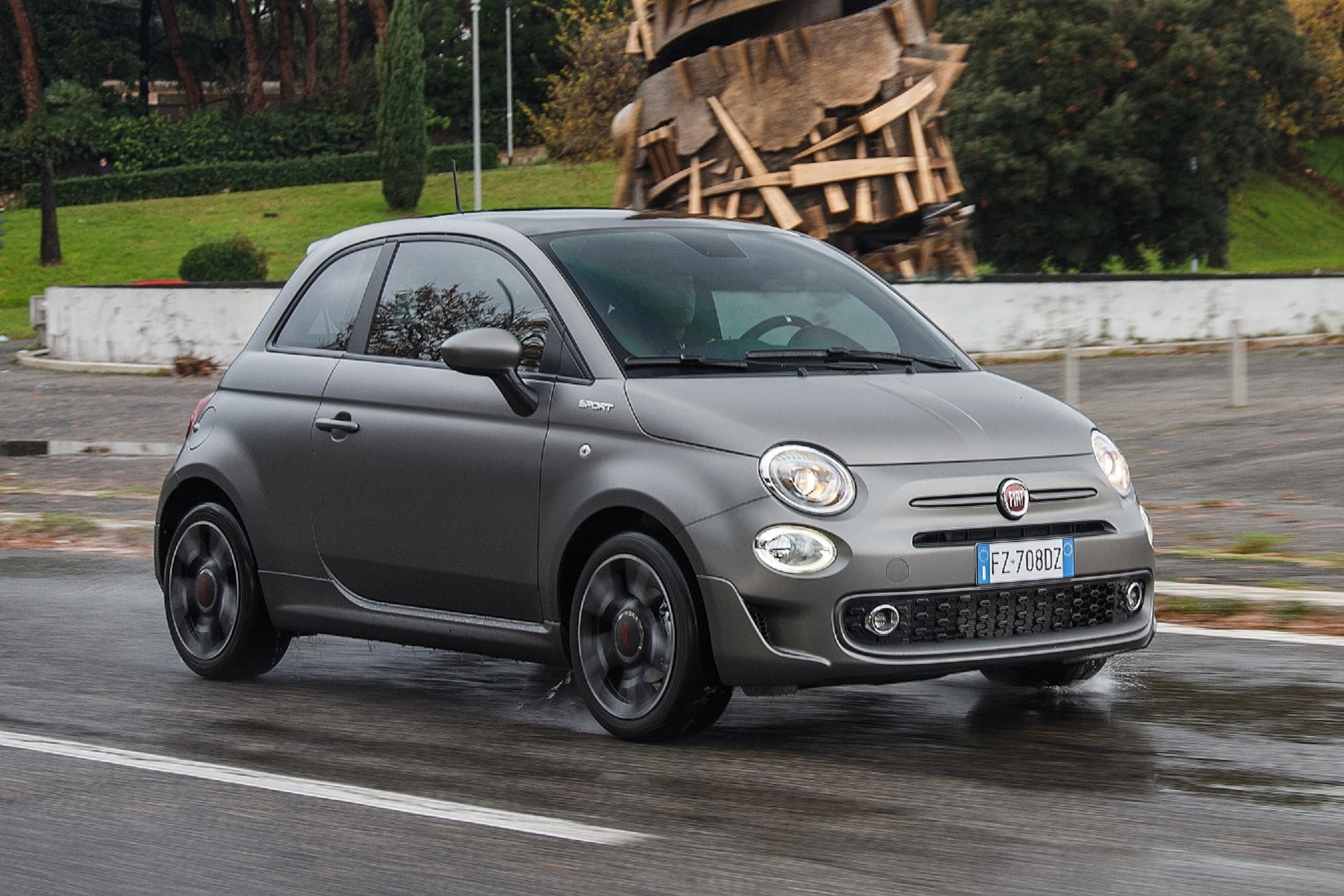 Fiat 500 Hibrit- Sport