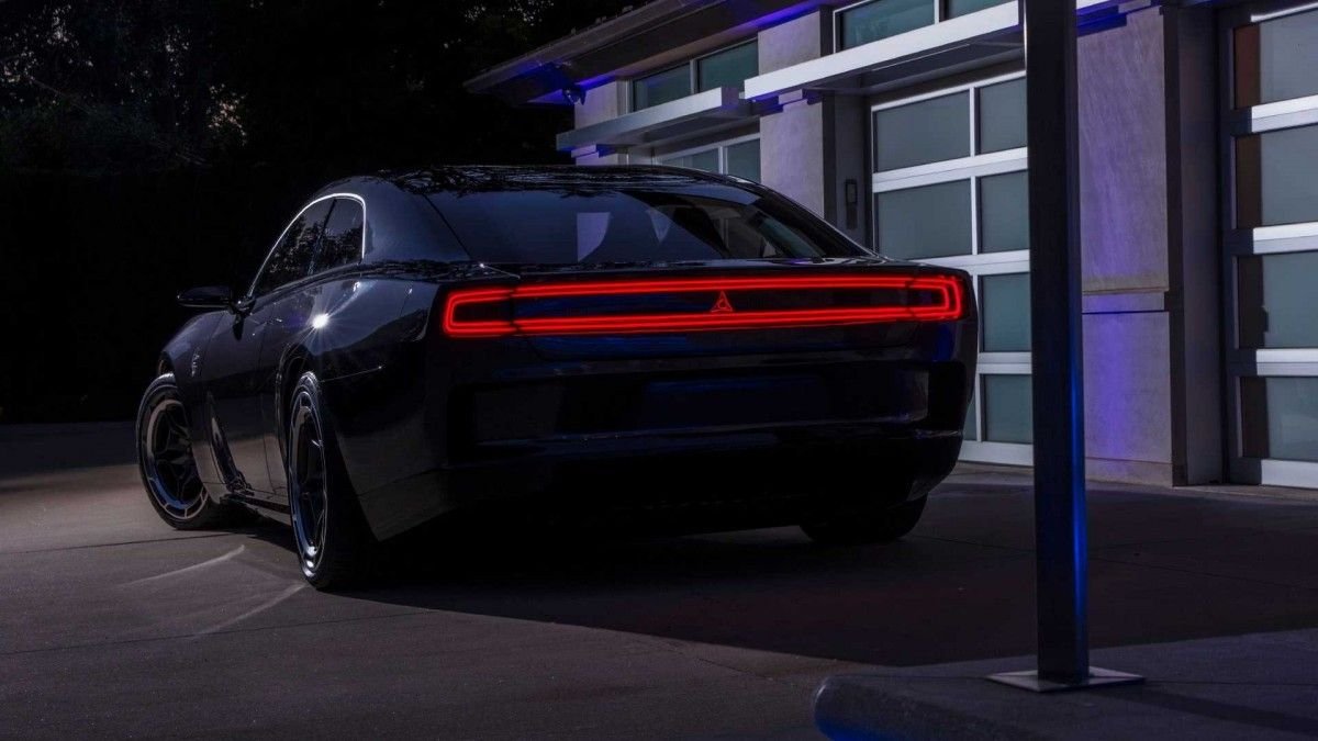 PERFORMANCE MADE US DO IT DODGE CHARGER DAYTONA SRT CONCEPT PREVIEWS BRAND’S ELECTRIFIED FUTURE