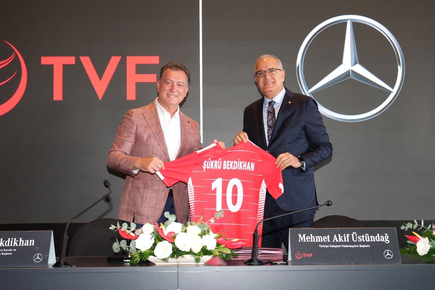 Voleybol Milli Takımlar Ana Sponsoru Mercedes-Benz Oldu!