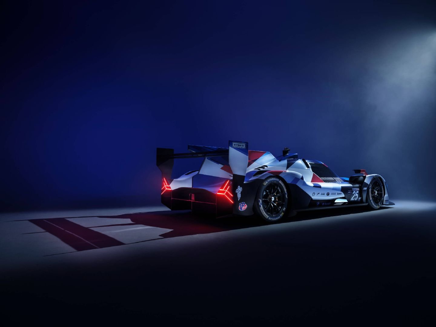 World premiere in Los Angeles: BMW M Motorsport unveils the BMW M Hybrid V8 in its race livery and announces 2023 IMSA season drivers