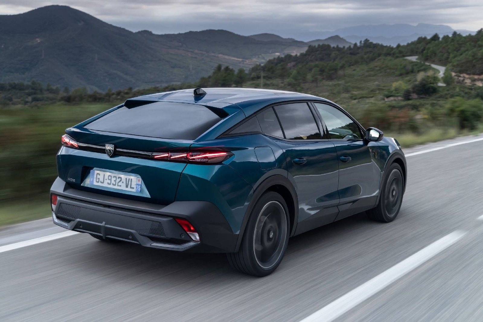 PEUGEOT’nun C segmentinde SUV kodları